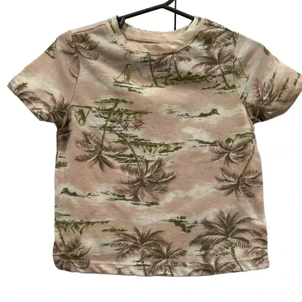 Old Navy T-shirt